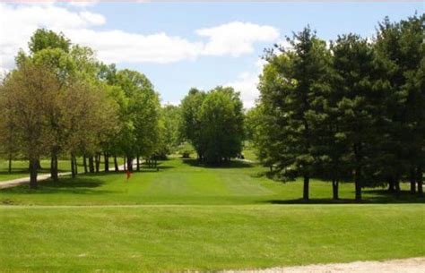 apple-mountain-golf-country-club