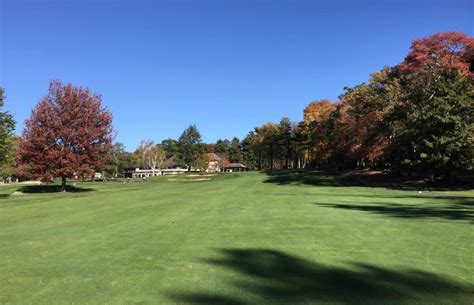 blue-course-at-golf-club-of-avon
