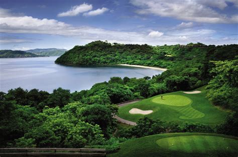 four-seasons-golf-course