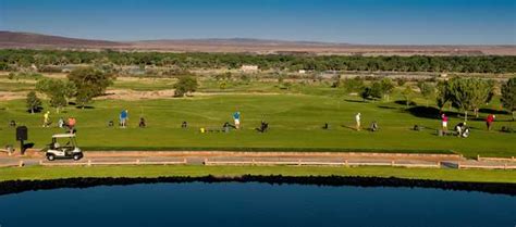 lakes-mesa-course-at-isleta-eagle-golf-course