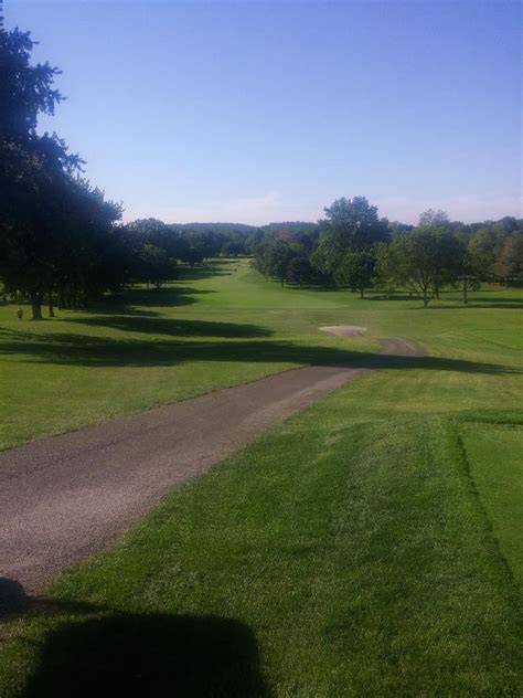 long-9-middle-9-course-at-turkeyfoot-lake-golf-links