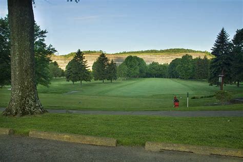 moundsville-country-club