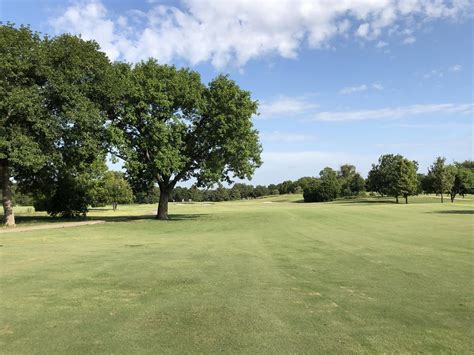 pecan-hollow-golf-course