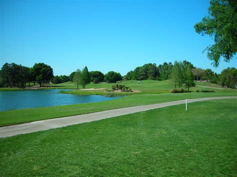 royal-oaks-golf-course