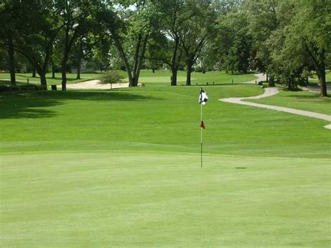 south-course-at-silver-lake-country-club