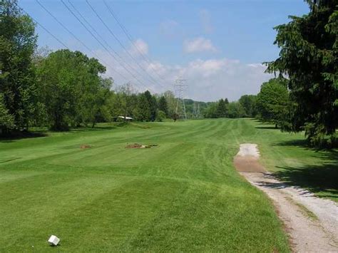 valley-river-course-at-valley-view-golf-club