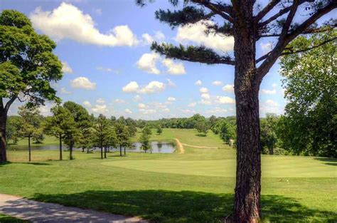ava-country-club