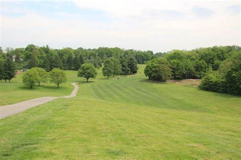 crescent-hill-golf-course