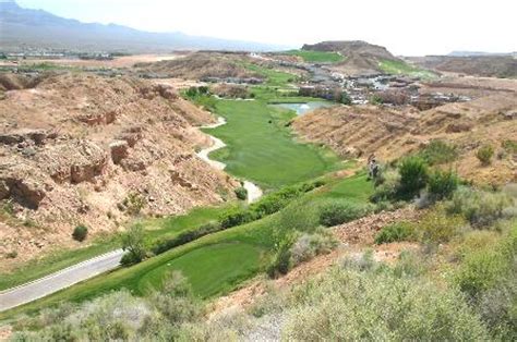 hamilton-ranch-golf-resort