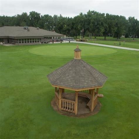 miles-city-town-country-club