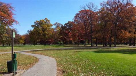 nine-hole-course-at-sparrows-point-country-club