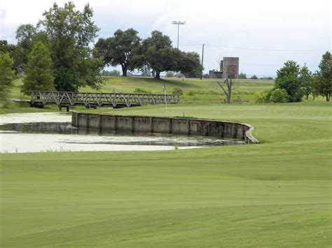 oakwing-golf-club